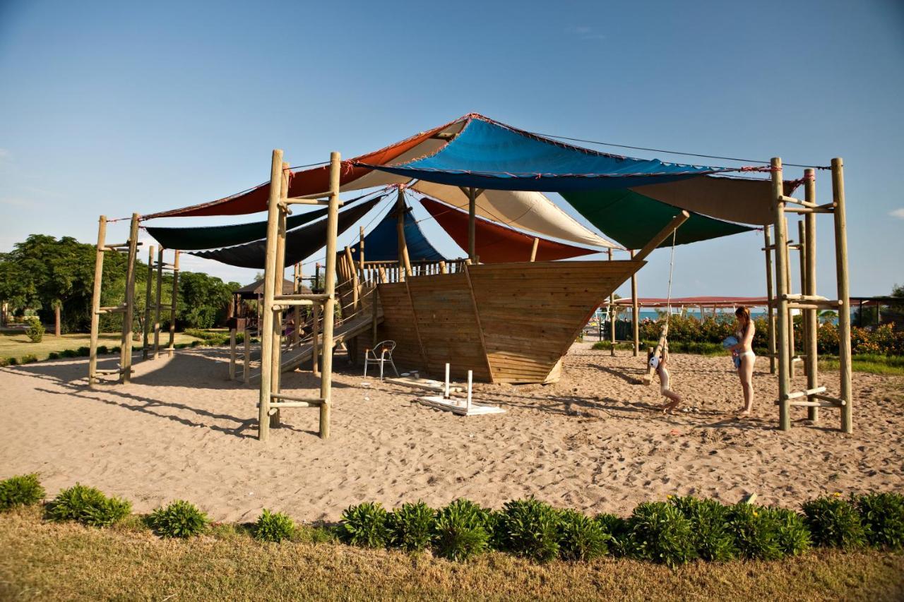 Crystal Paraiso Verde Resort & Spa Богазкент Екстериор снимка